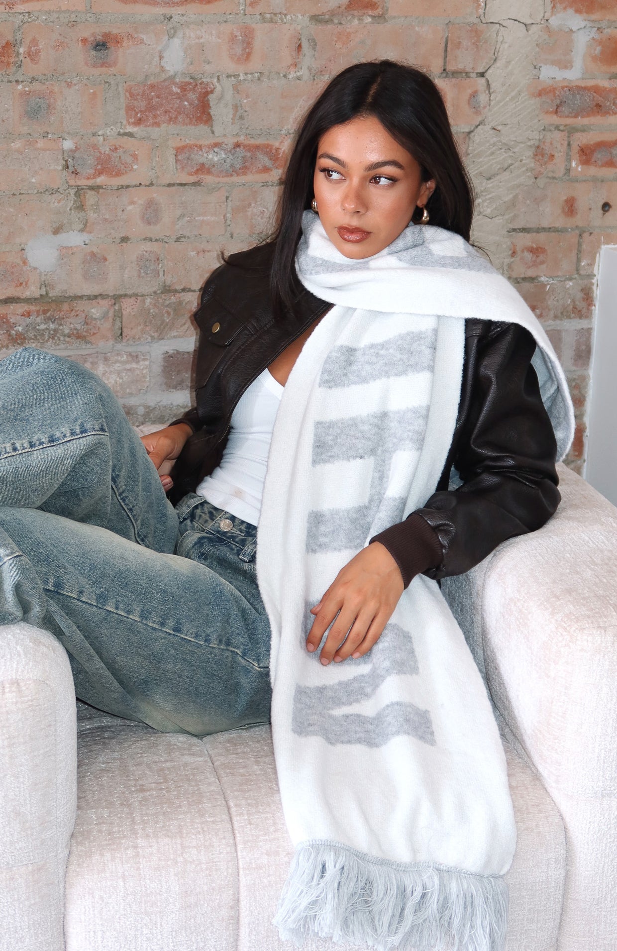 Falsetto Scarf Grey