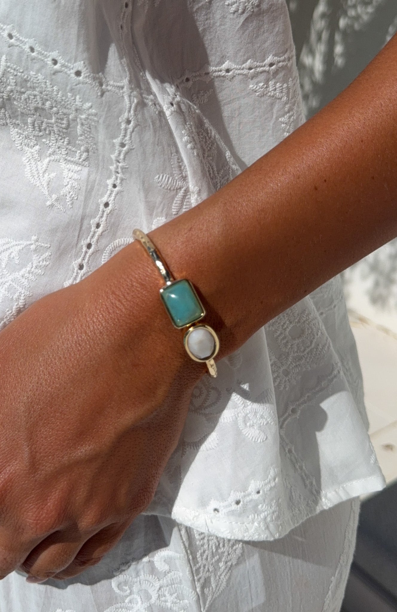 Osiris Bracelet Gold